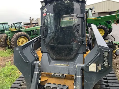 2023 John Deere 333G