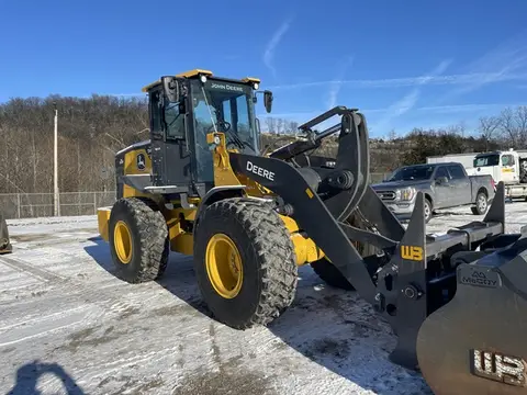 2024 John Deere 544G