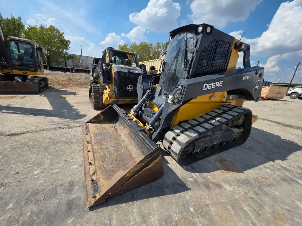 2022 John Deere 333G