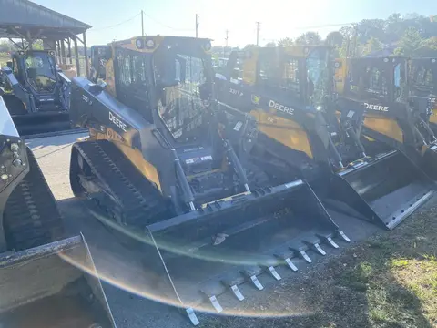 2024 John Deere 335P