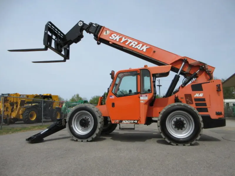 2017 SkyTrak 10054