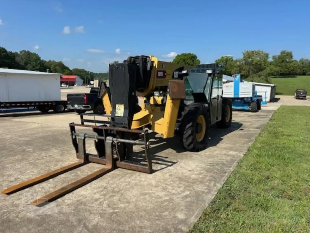 2014 Caterpillar TL1055C