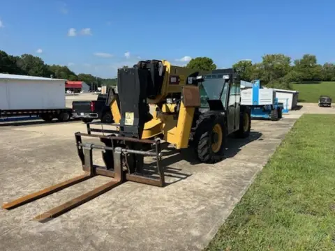 2014 Caterpillar TL1055C