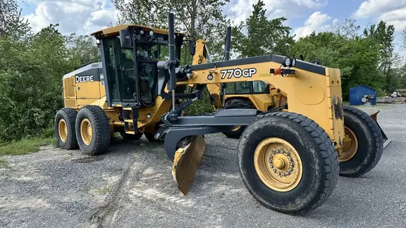 2016 John Deere 770G