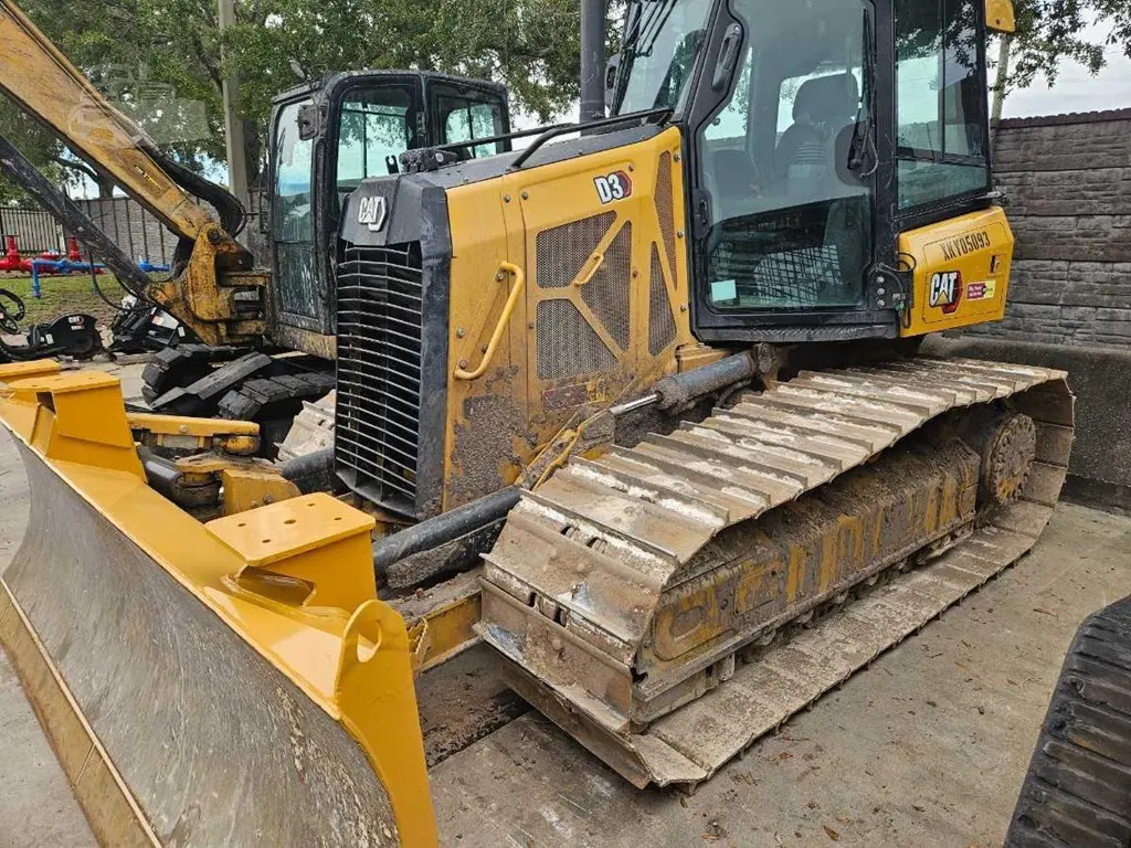 2023 Caterpillar D3 LGP