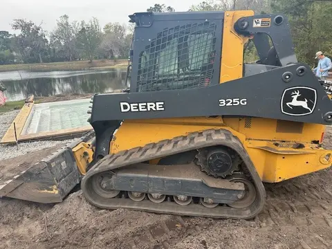 2024 John Deere 325G