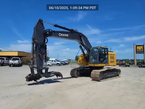 2023 John Deere 345P