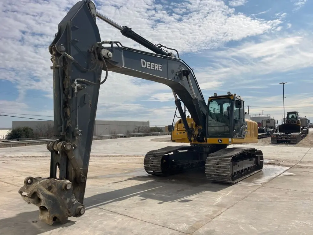2023 John Deere 350P