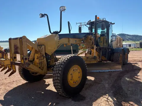 2013 Caterpillar 140M2 AWD