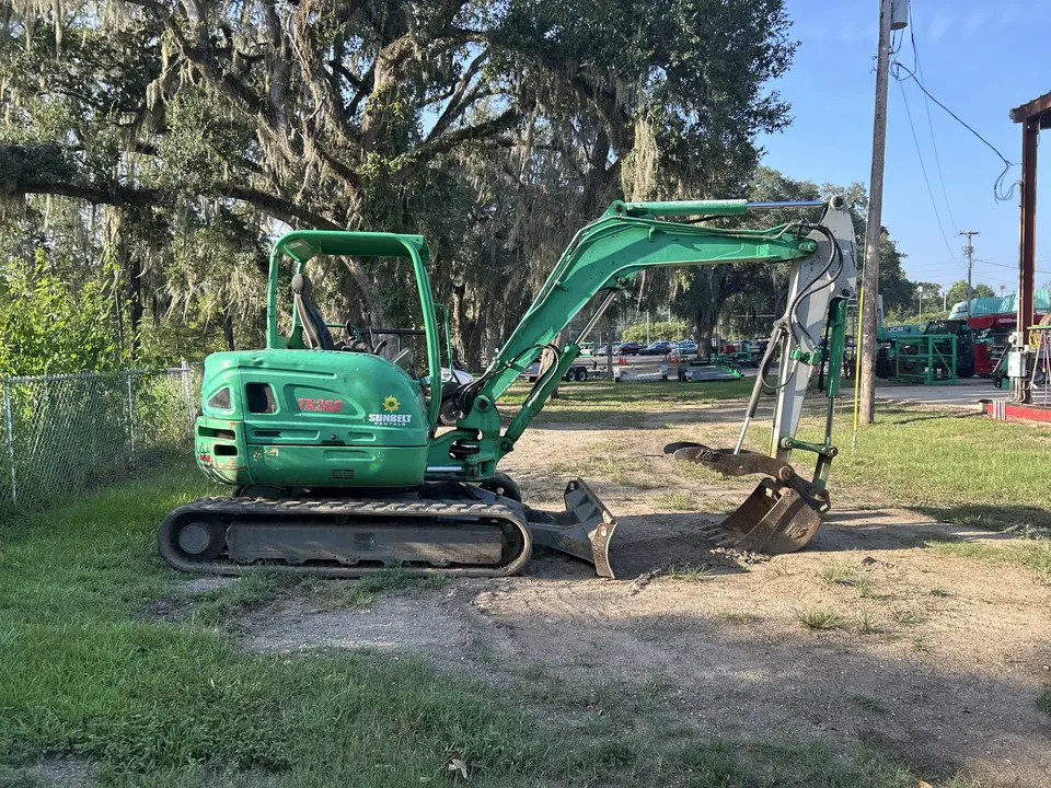 2018 Takeuchi TB260