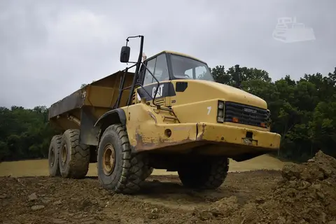 2010 Caterpillar 740B