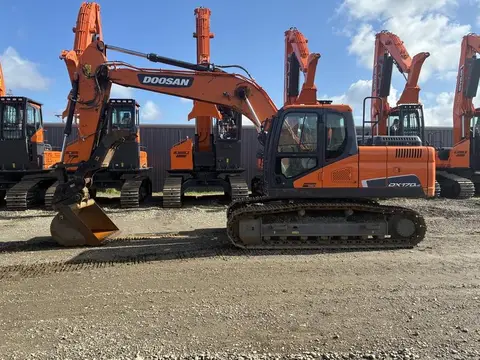 2022 Develon DX170LC-5