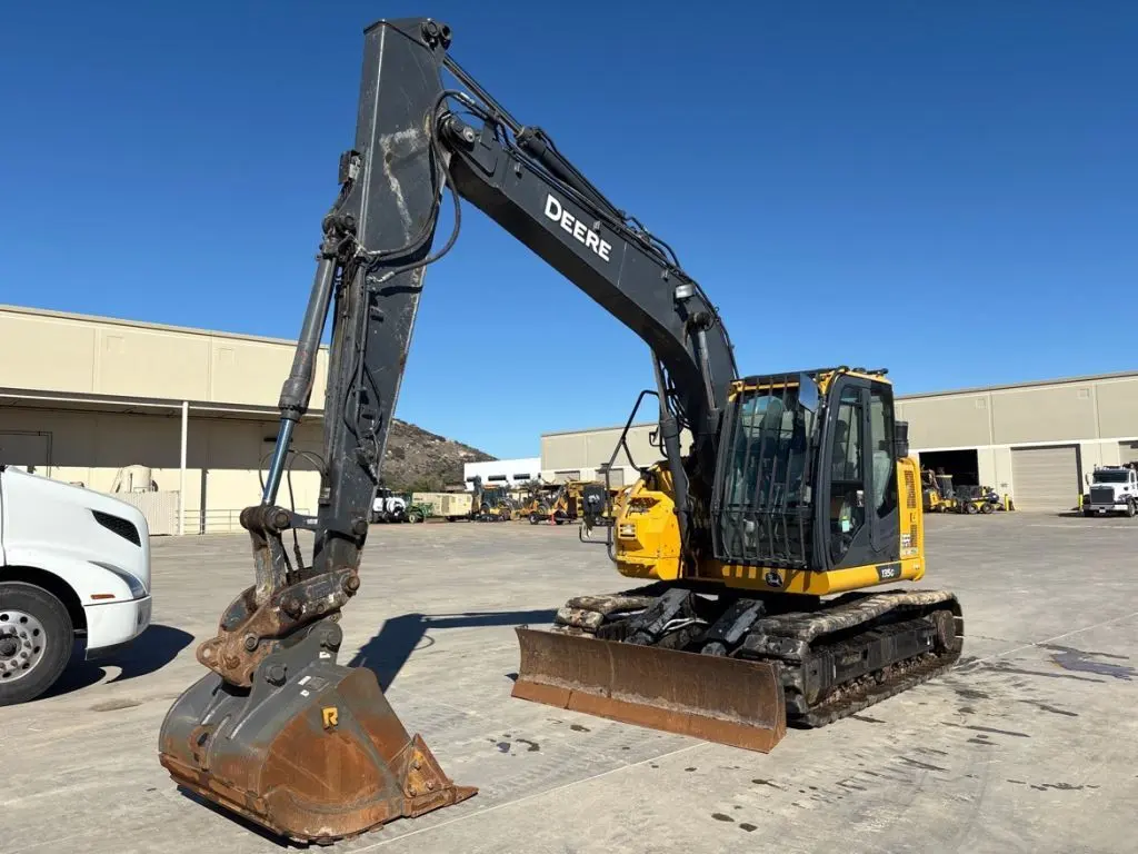 2022 John Deere 135G
