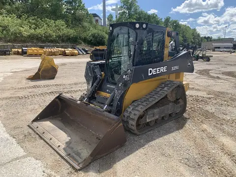 2019 John Deere 325G