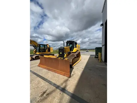 2024 Caterpillar D5