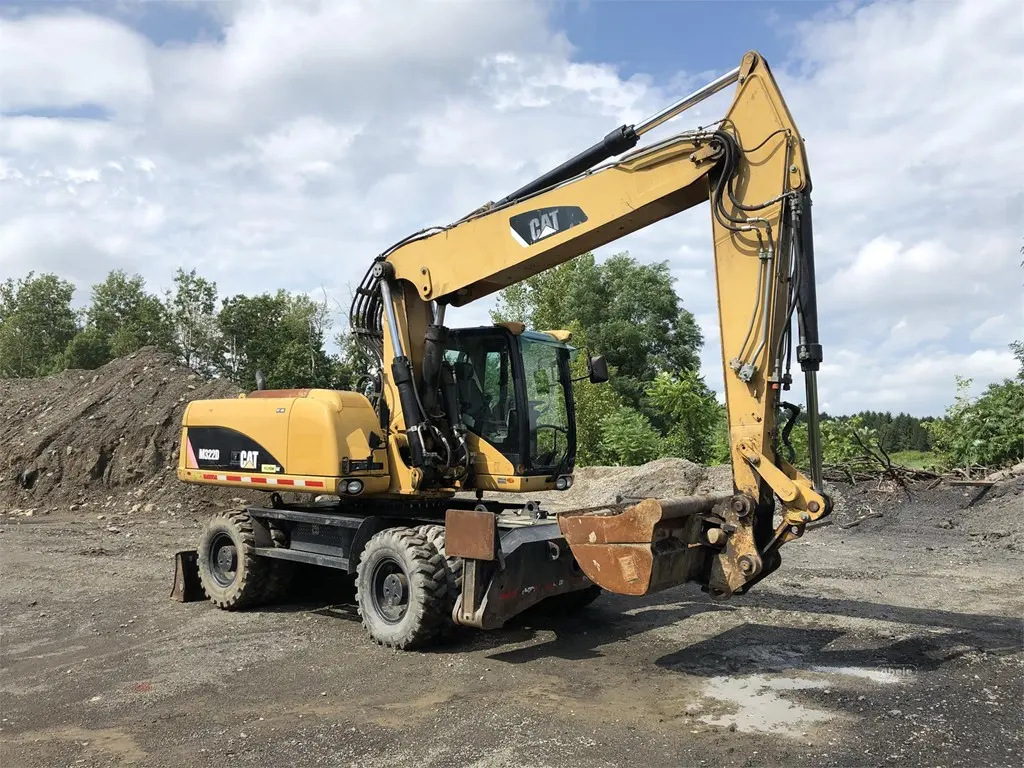 2007 Caterpillar M322D