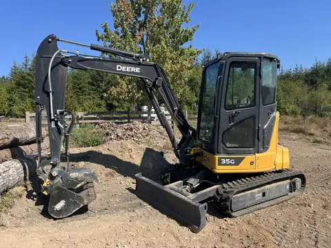 2023 John Deere 35G