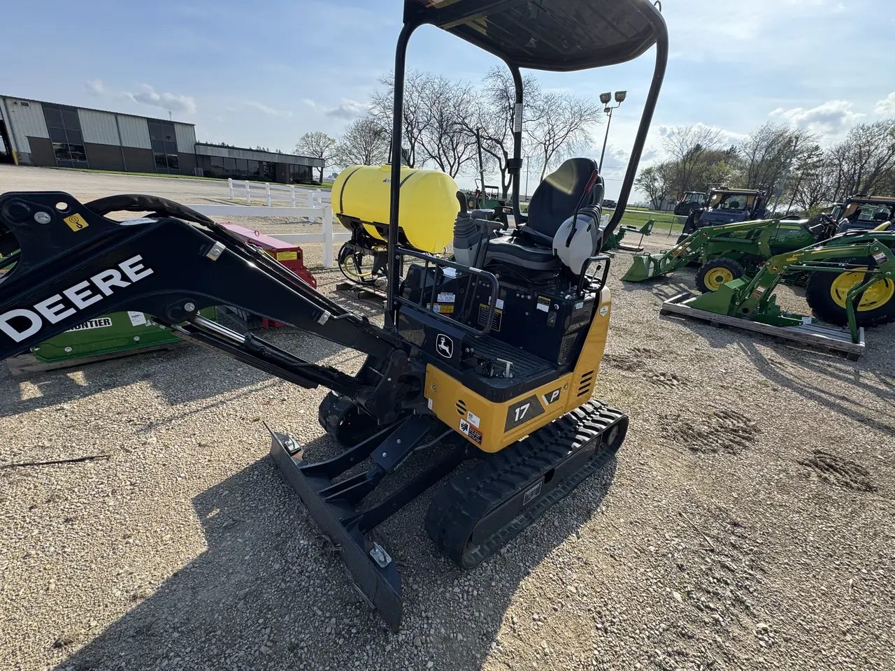 2023 John Deere 17P