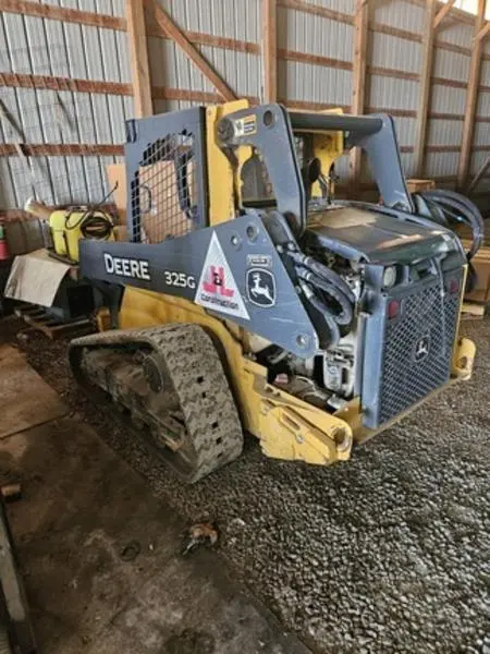 2018 John Deere 325G