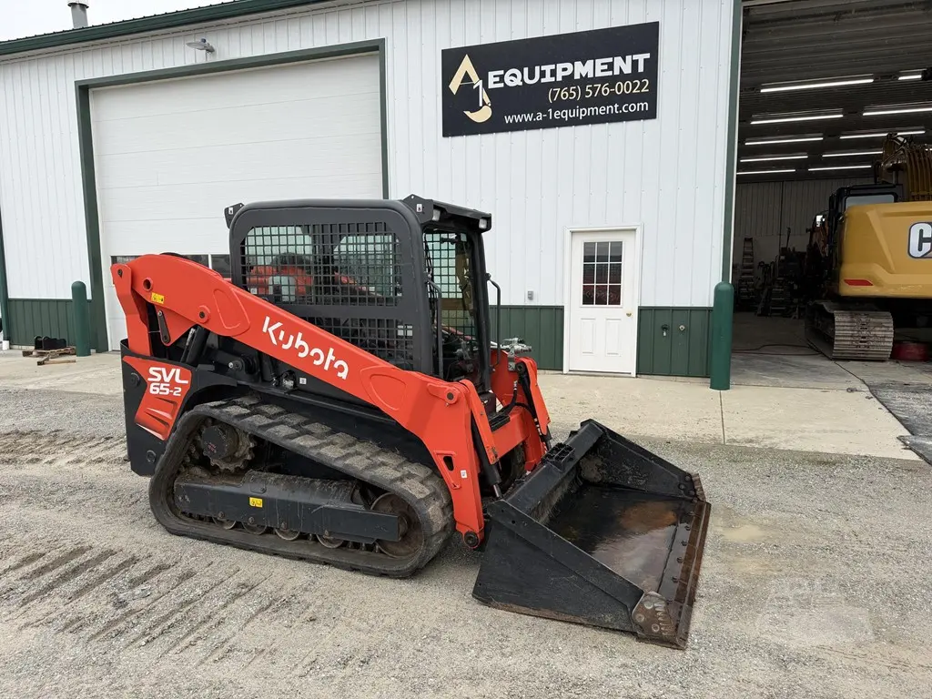 2024 Kubota SVL65-2