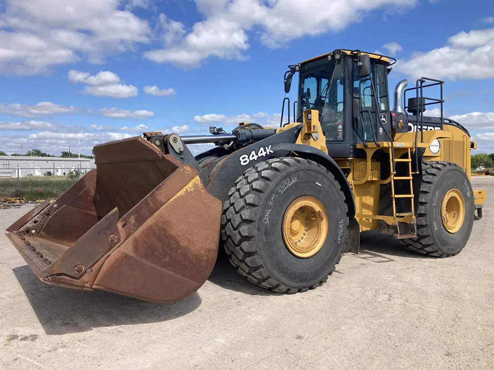2019 John Deere 844K
