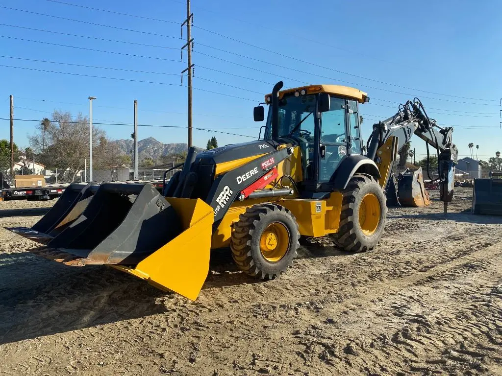 2021 John Deere 710L