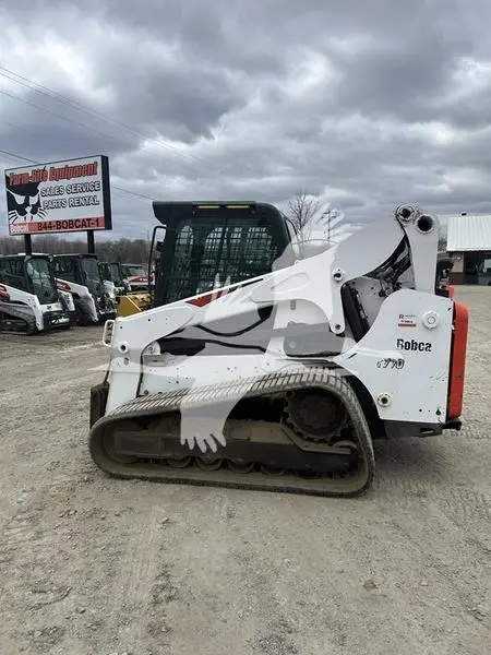 2020 Bobcat T770