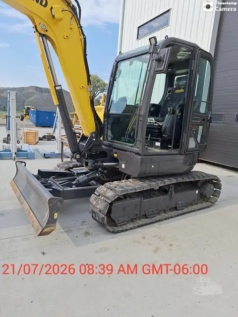 2024 New Holland E60C