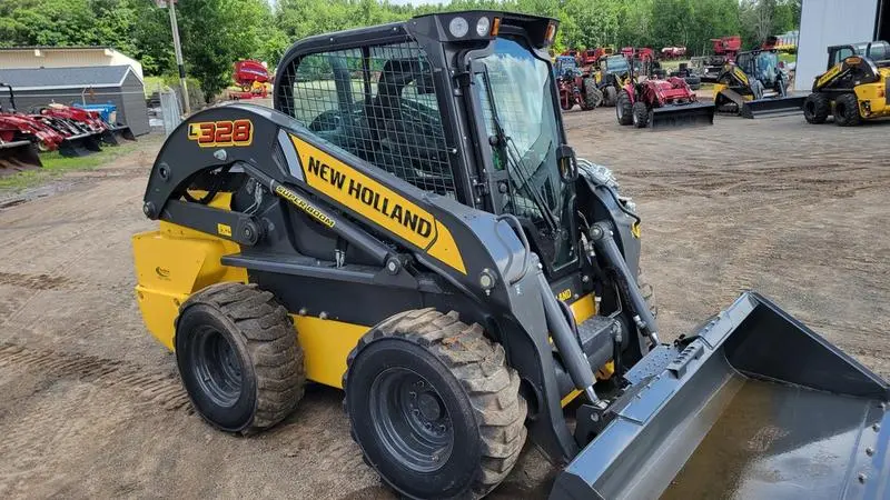 2023 New Holland L328