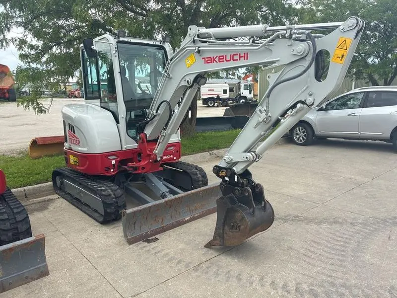 2023 Takeuchi TB335R