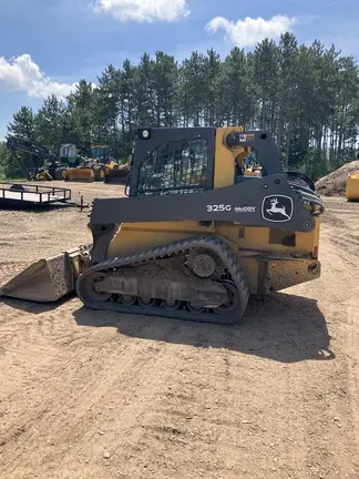 2020 John Deere 325G