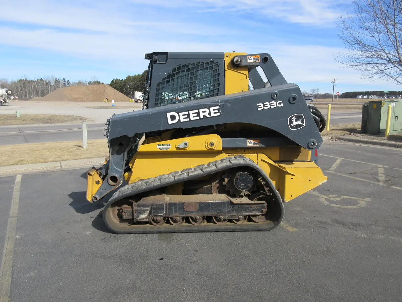 2018 John Deere 333G
