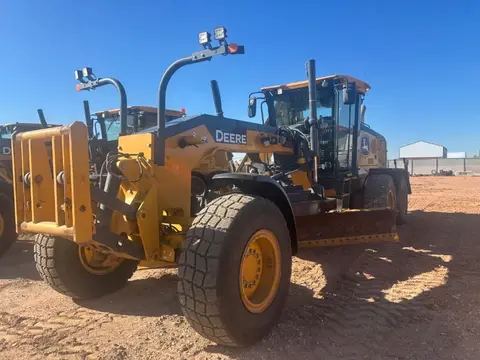 2022 John Deere 872G