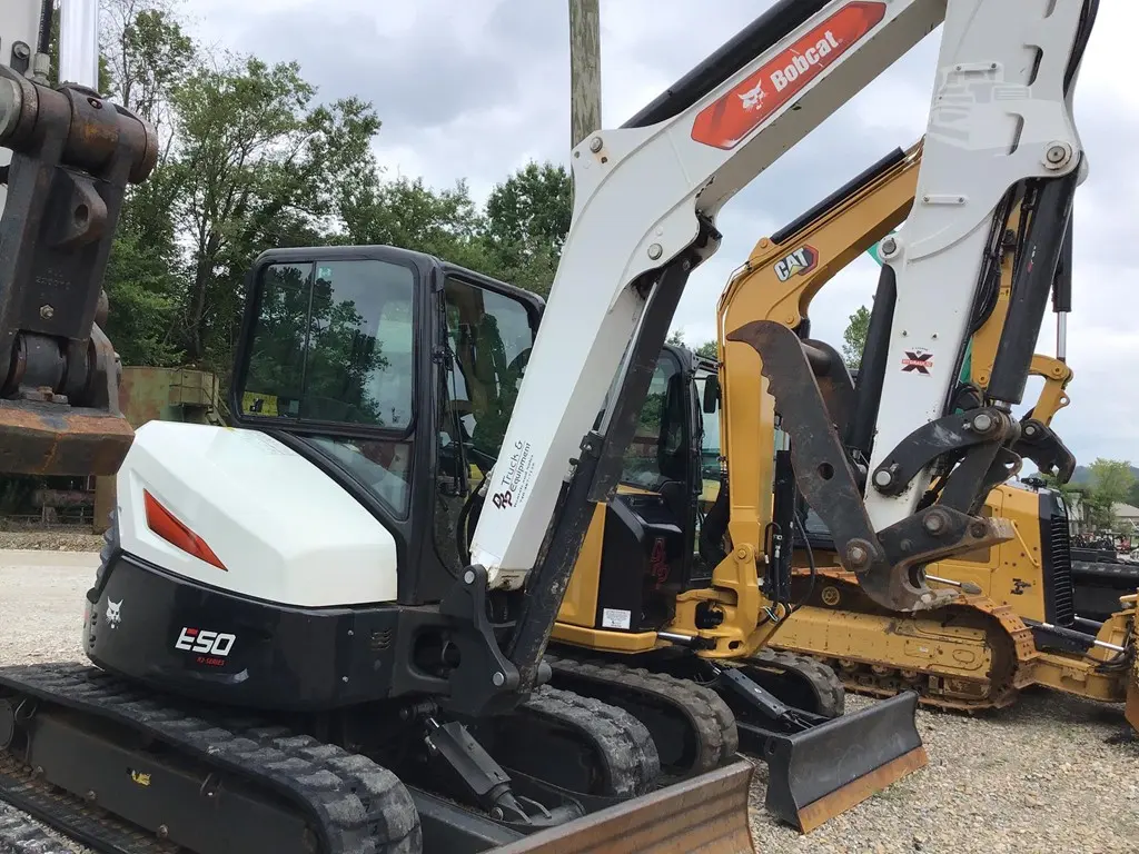 2023 Bobcat E50R2