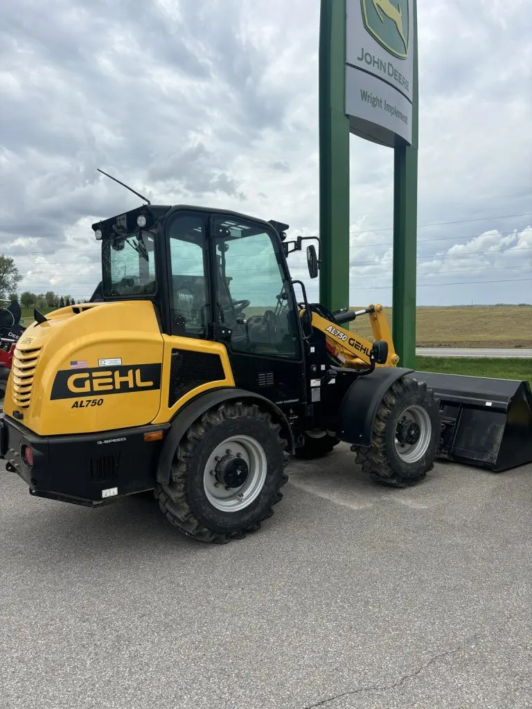 2024 Gehl AL750