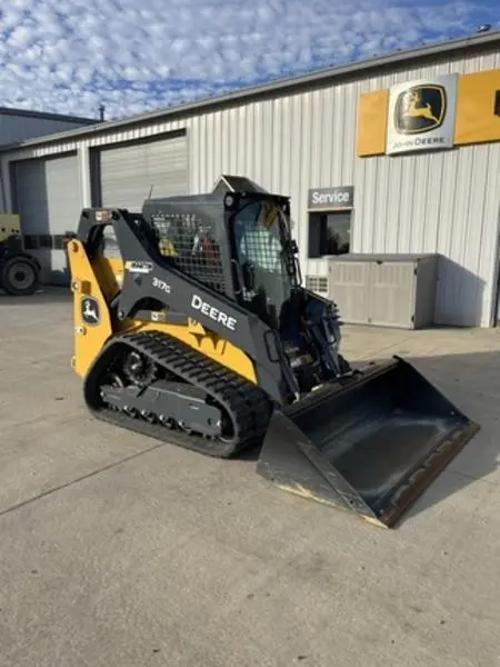2023 John Deere 317G