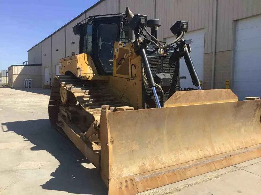 2021 Caterpillar D6 LGP