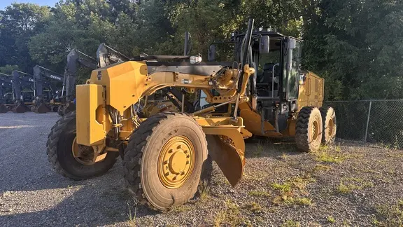 2019 Caterpillar 12M3