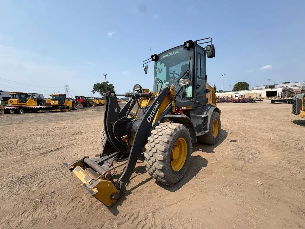 2023 John Deere 244L