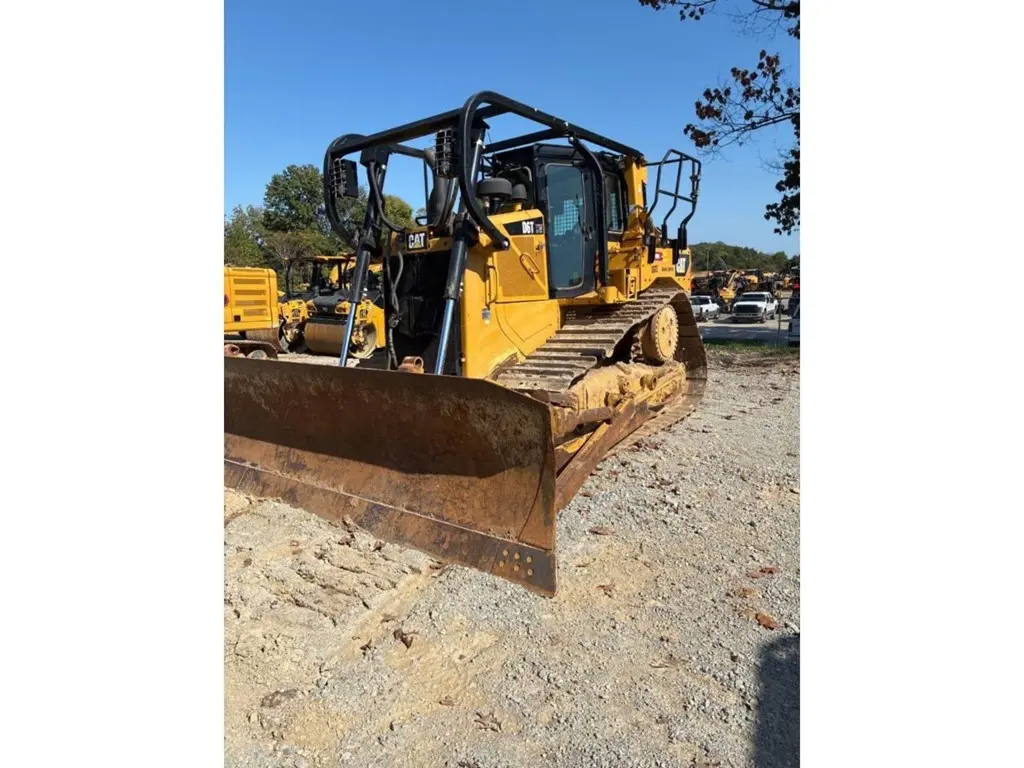 2017 Caterpillar D6T XW