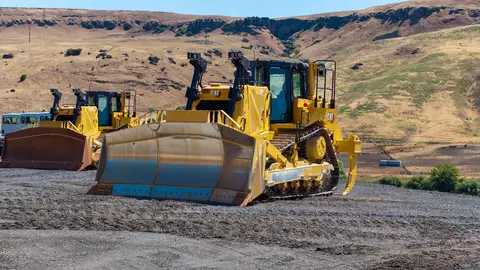 2023 Caterpillar D8