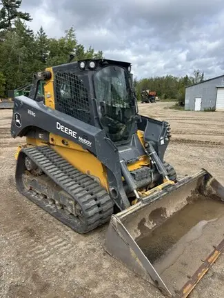 2023 John Deere 333G