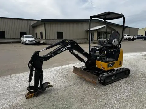 2022 John Deere 17G