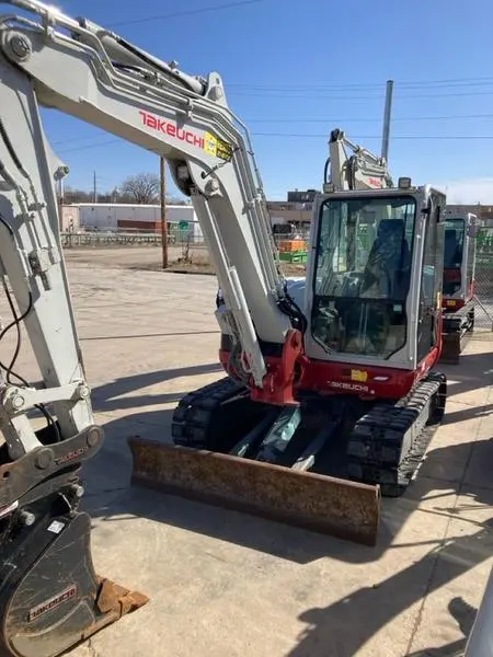 2022 Takeuchi TB370