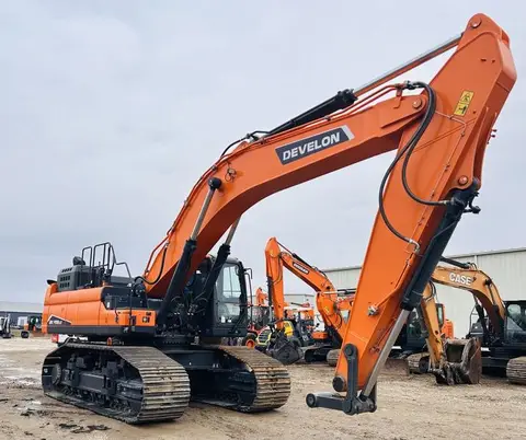 2023 Develon DX490LC-7
