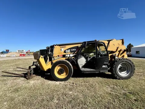 2019 Caterpillar TL1055D