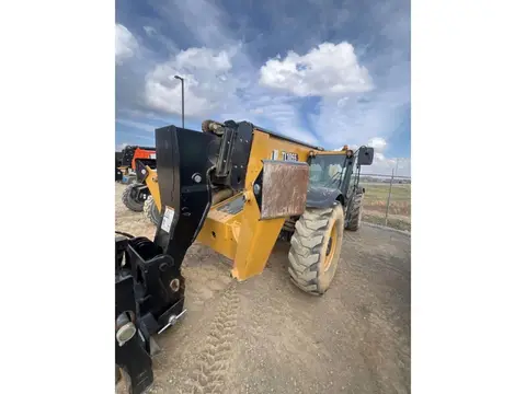 2023 Caterpillar TL1055