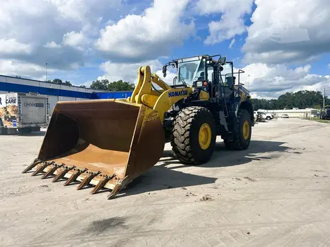 2025 Komatsu WA500-8