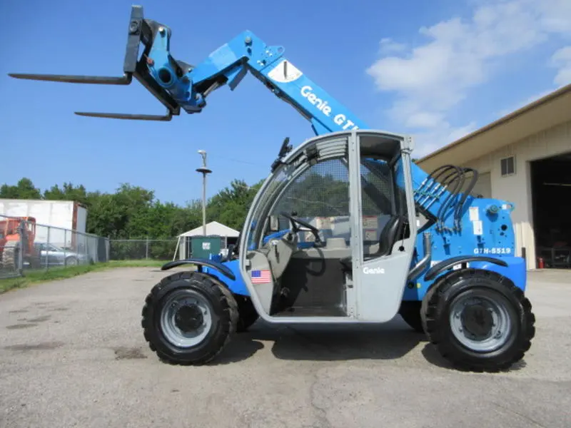 2013 Genie GTH 5519