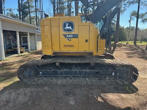 2024 John Deere 245P
